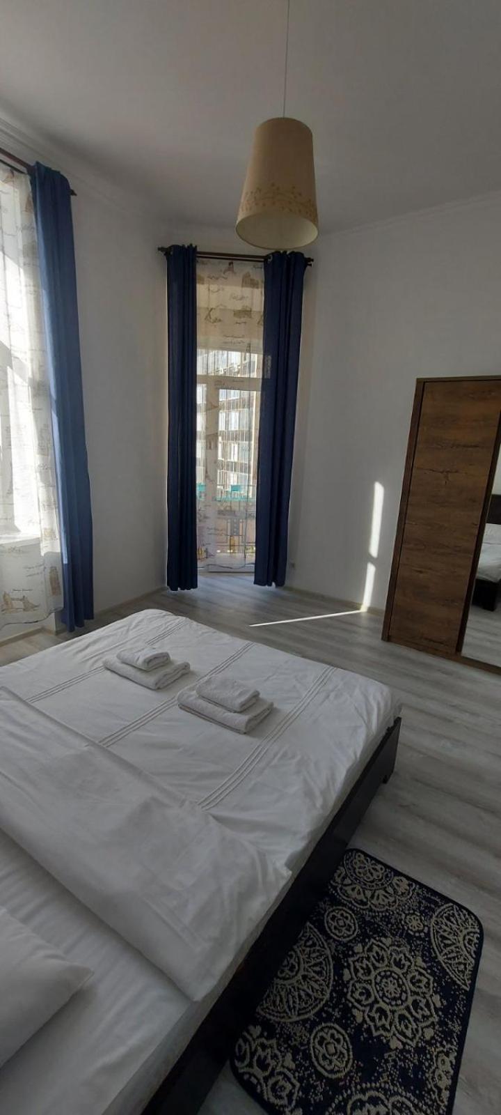 White Rooms On City Center Lemberg Exterior foto